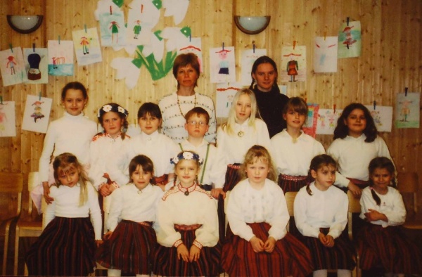 Viljandi Huvikeskuse lastega